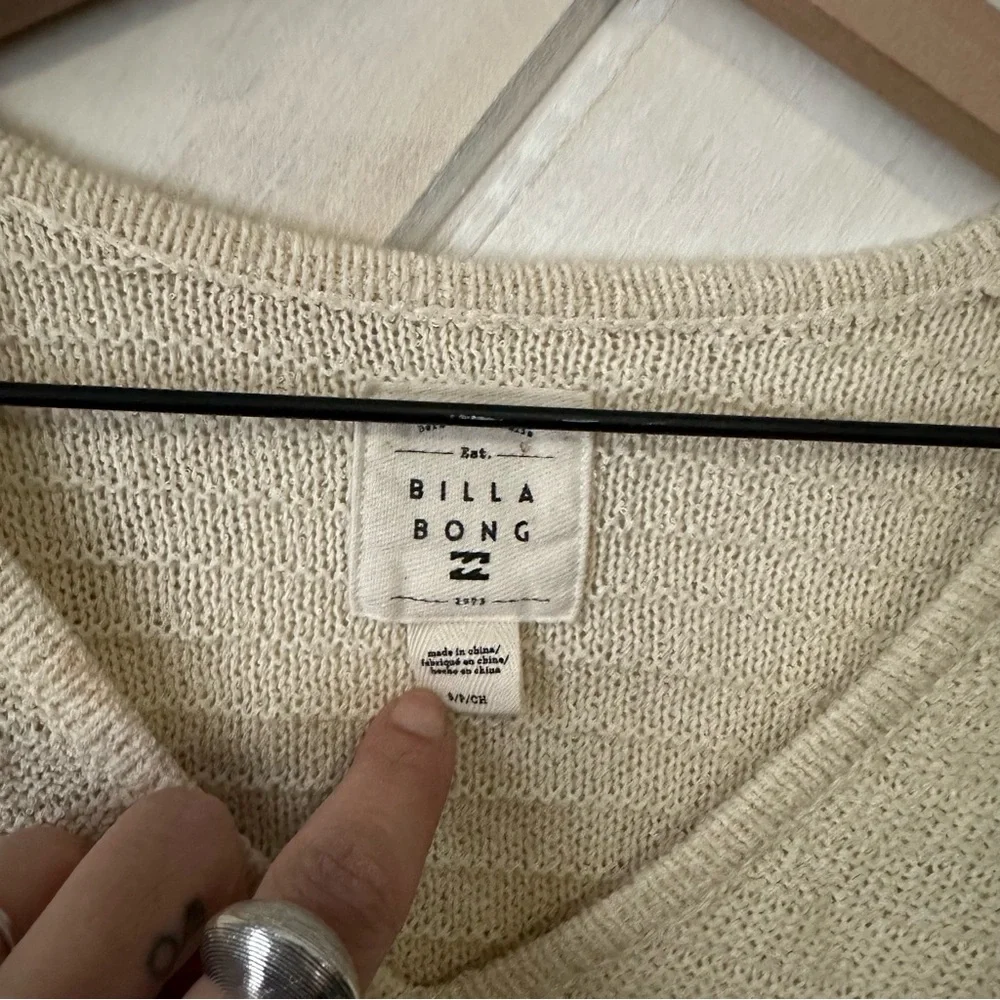 Billabong Sweater - Picture 2 of 7